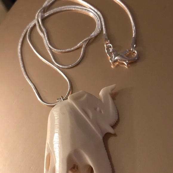 Sterling 925 Ivory Stone Elephant Necklace Giftbag - Picture 3 of 5